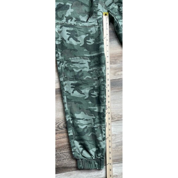 Free Planet Olive Camo Women’s Joggers Size Medium Cotton Spandex Blend - Picture 8 of 8